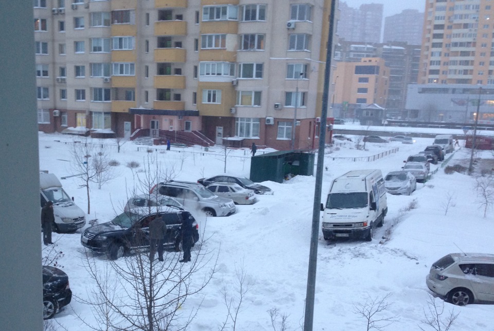 Київ сьогодні, повний привід ТТ-хі рулит. 2