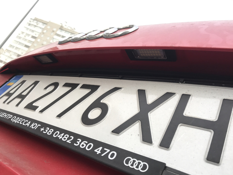 Заміна форсунок омивача лобового скла та світлодіодне підсвічування номерного знака 2