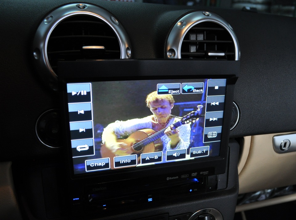 Clarion VZ401E-новий мультимедійний центр CHAMELEON 2 частина 5