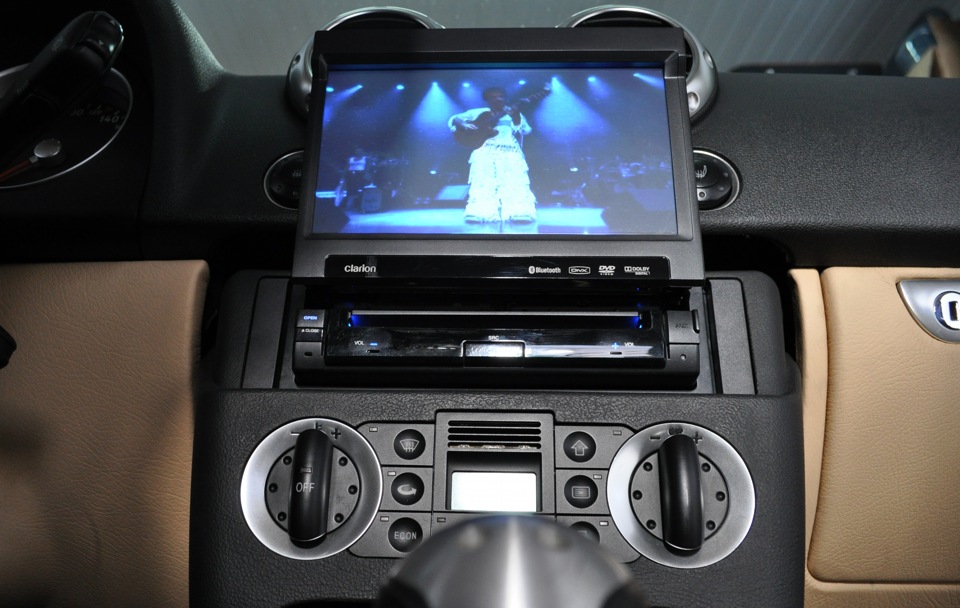 Clarion VZ401E-новий мультимедійний центр CHAMELEON 2 частина 3