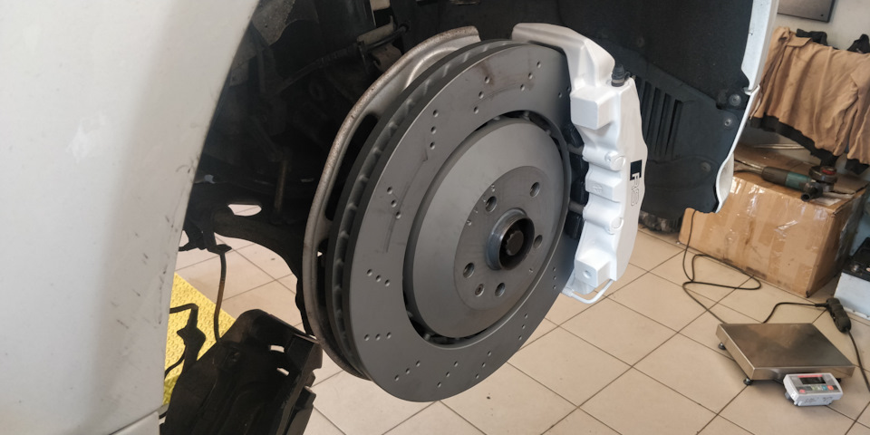 Big Brake Kit Brembo GT 8 pot - перемога, встановлення :) 2