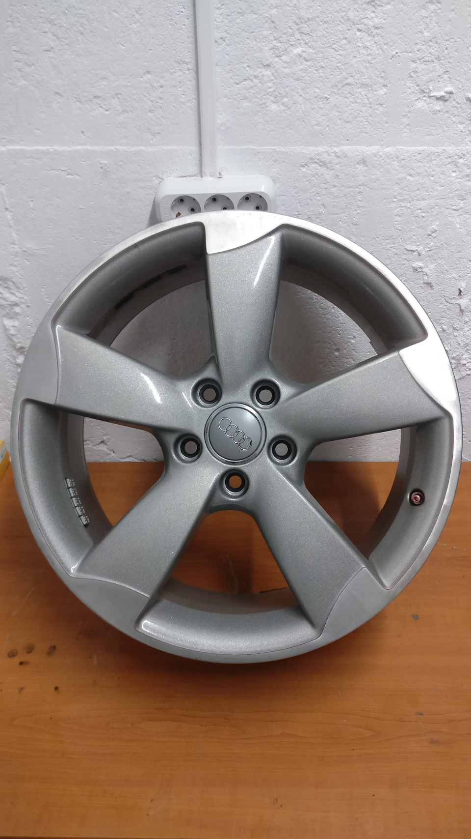 Зимові диски Audi Rotor R18 від S3 1