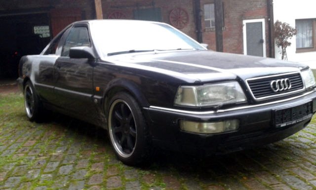 Дивний тюнінг AUDI V8 1
