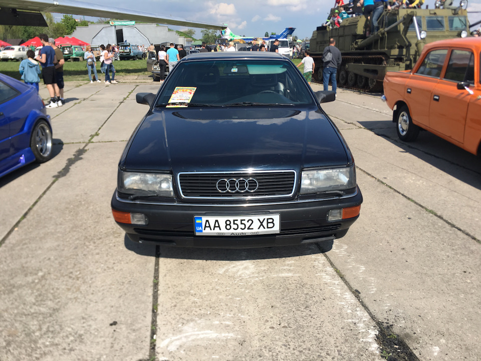 Audi v8 3