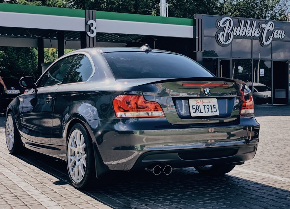 #7 BMW 128i California 1