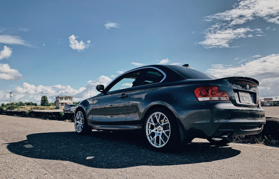 #7 BMW 128i California 3