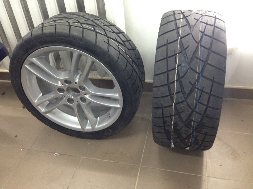 Toyo R1R, диски, проставки Eibach 3