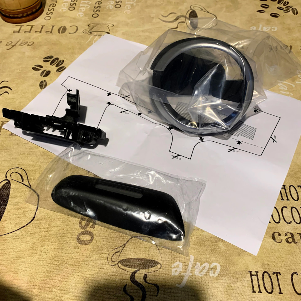 Підсклянник для BMW 1-серії (51160443082) 3