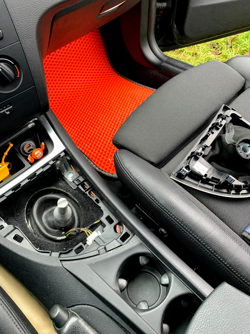 Підсклянник для BMW 1-серії (51160443082) 5