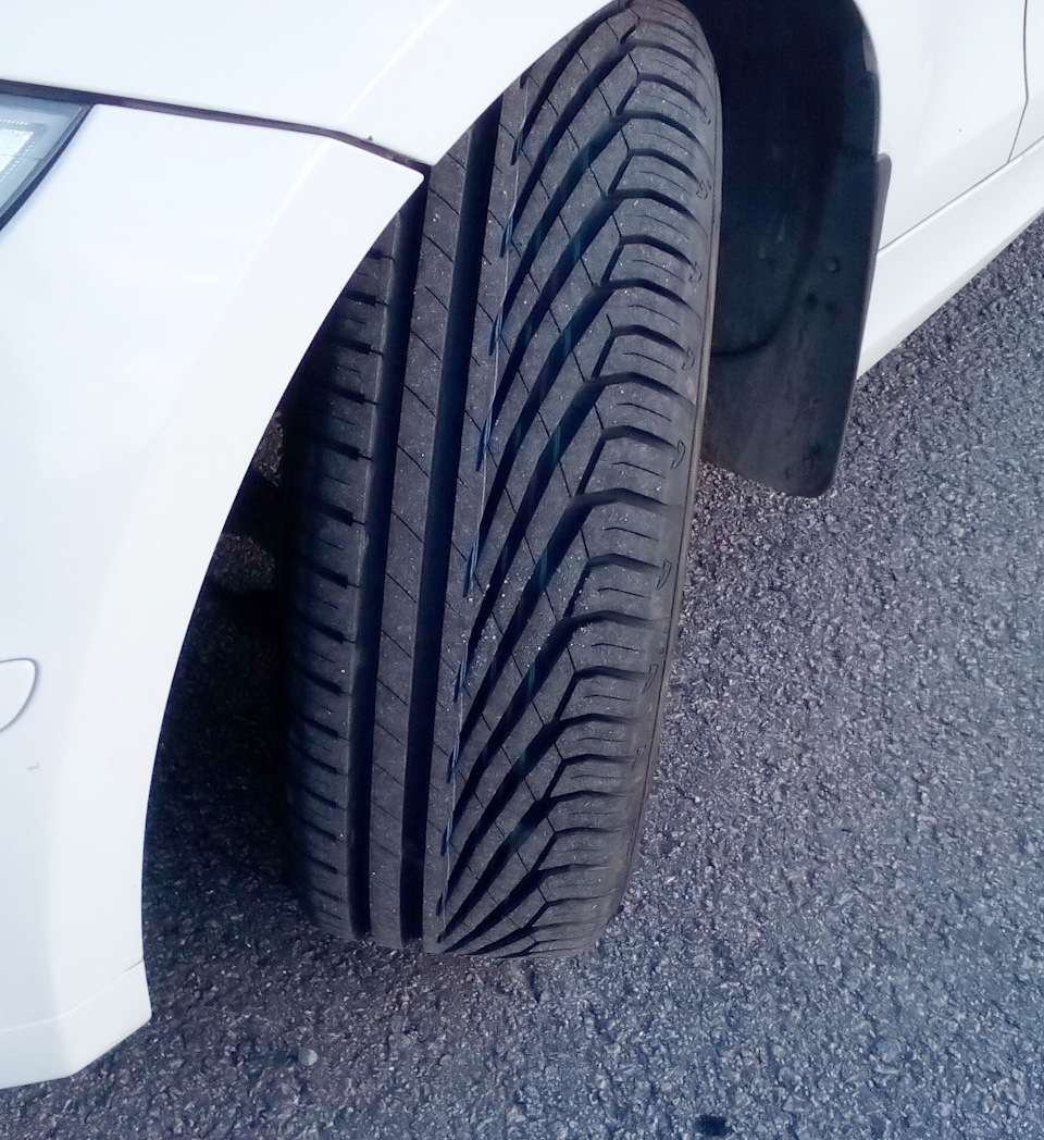 Держак — Uniroyal Rain Sport 3 205/55 R16 91V 1