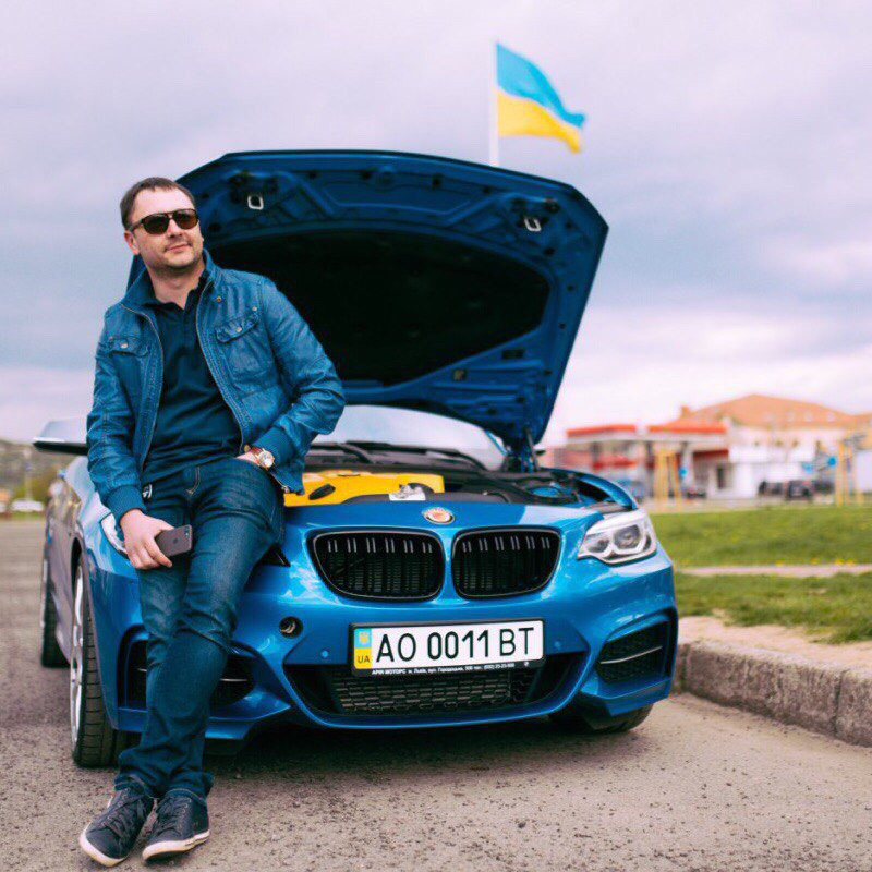 Фотосесія m235i - EstorillBlue & Yellow 1