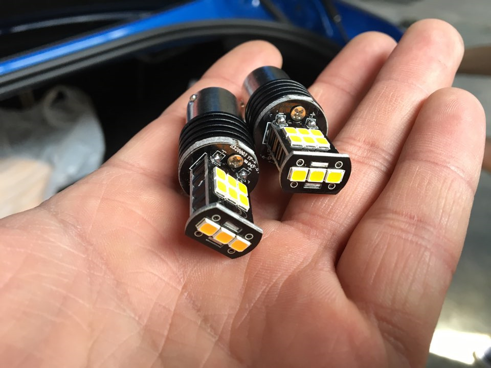 Встановлення LED покажчики повороту 1