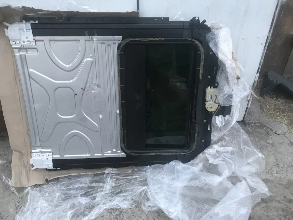 Люка 53 в компакті