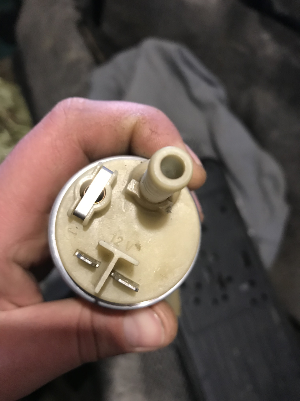Закінчився бензонасос. 1