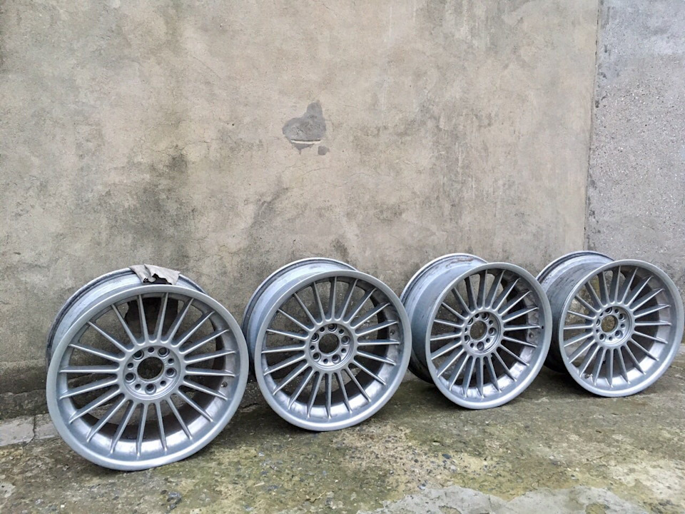 Alpina Classic R20 3