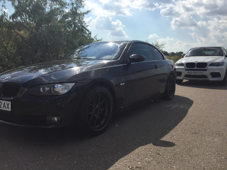 Заїзди проти BMW 335i Cabrio JB4 FBO