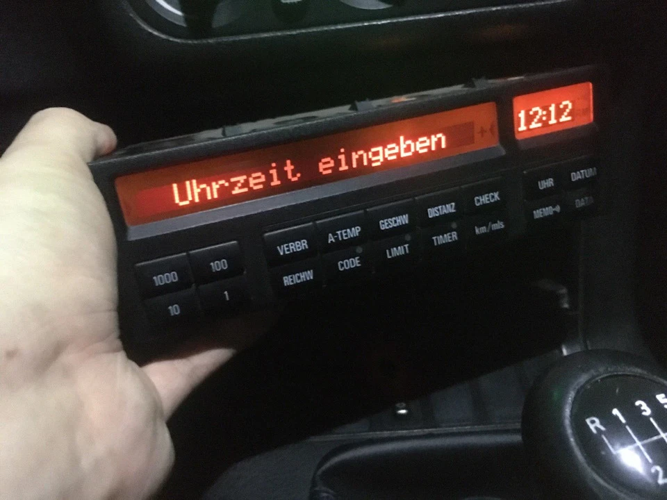 Я тикаю, а воно не тикається.