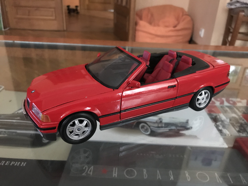 BMW E36 кабріолет, 1:18 2