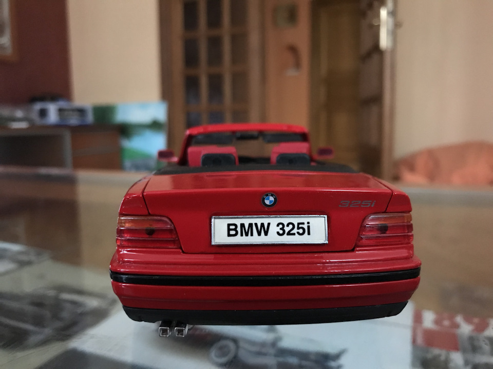 BMW E36 кабріолет, 1:18 5
