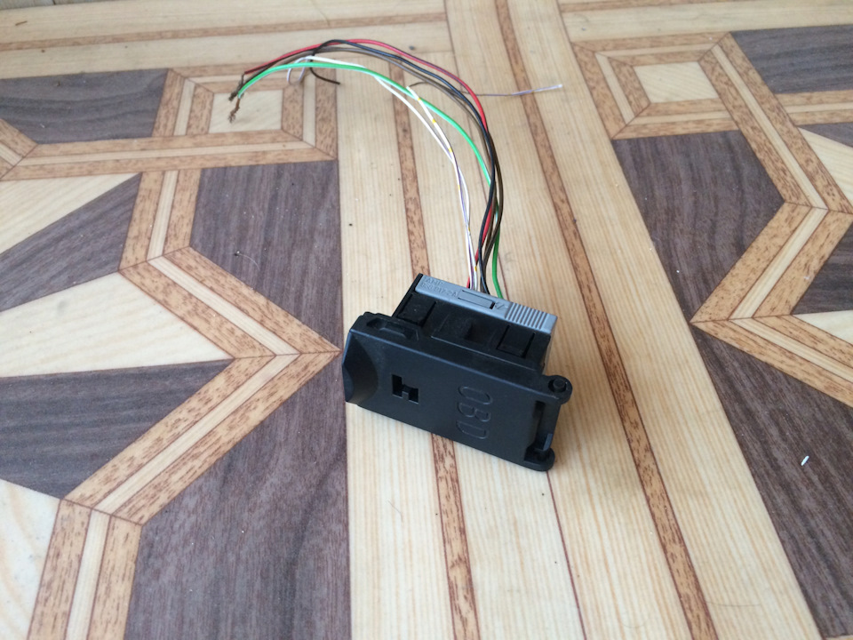 Порт OBD2 16pin 1