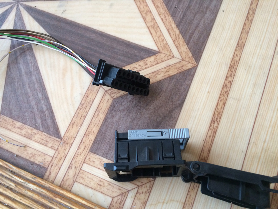 Порт OBD2 16pin 4