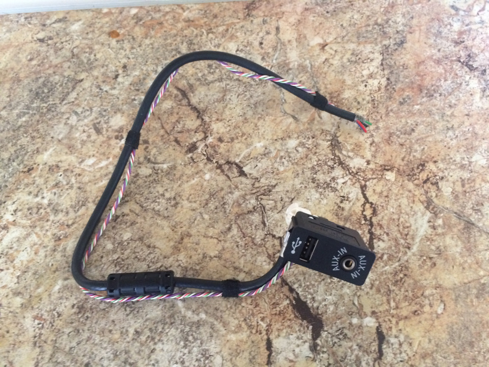 USB і AUX 1