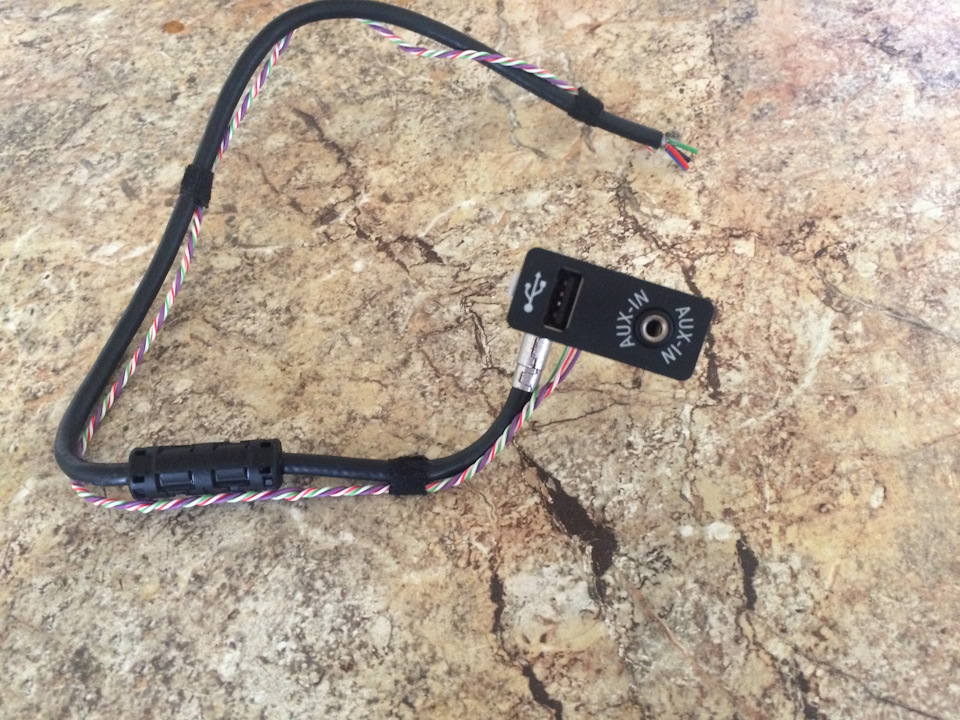 USB і AUX 2