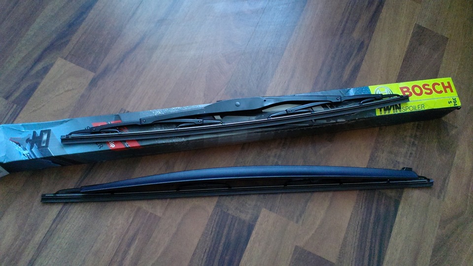 Прикупив двірники Bosch Twin Spoiler та декоративні ковпачки кришки двигуна 2