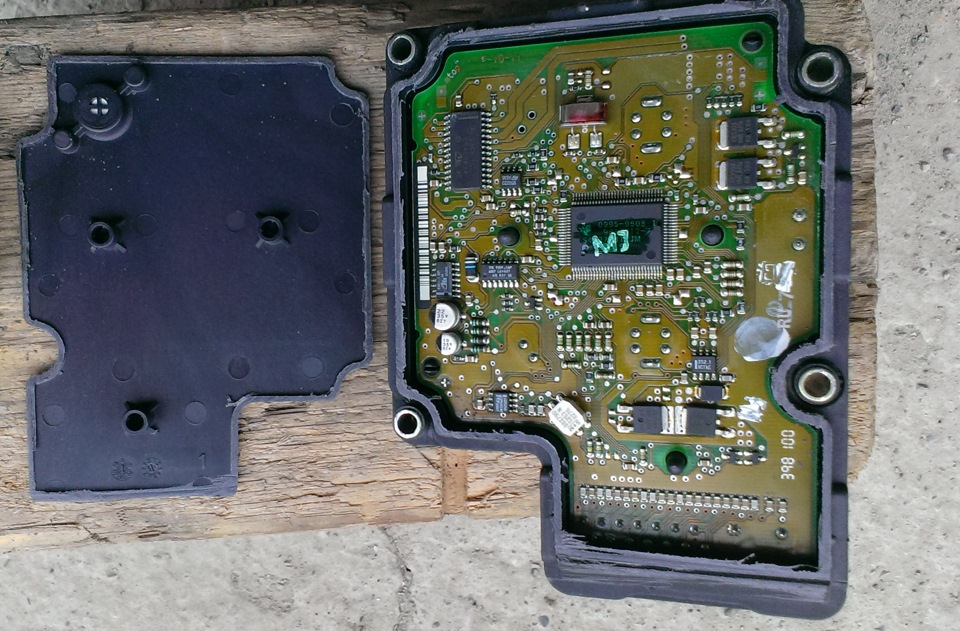 Ремонт блоку ABS E46 5