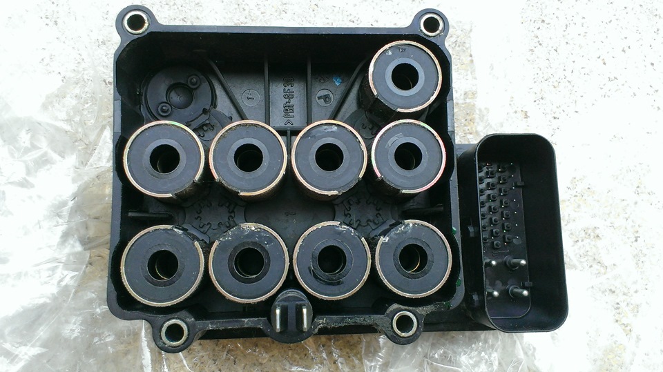 Вирішення проблеми з блоком ABS 2