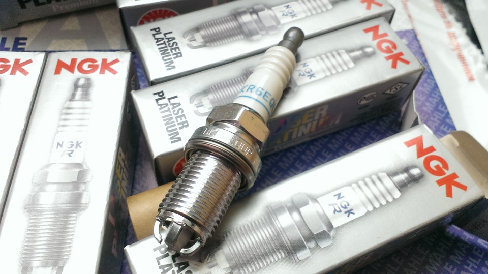 Свічки NGK BKR6EQUP 3199 2