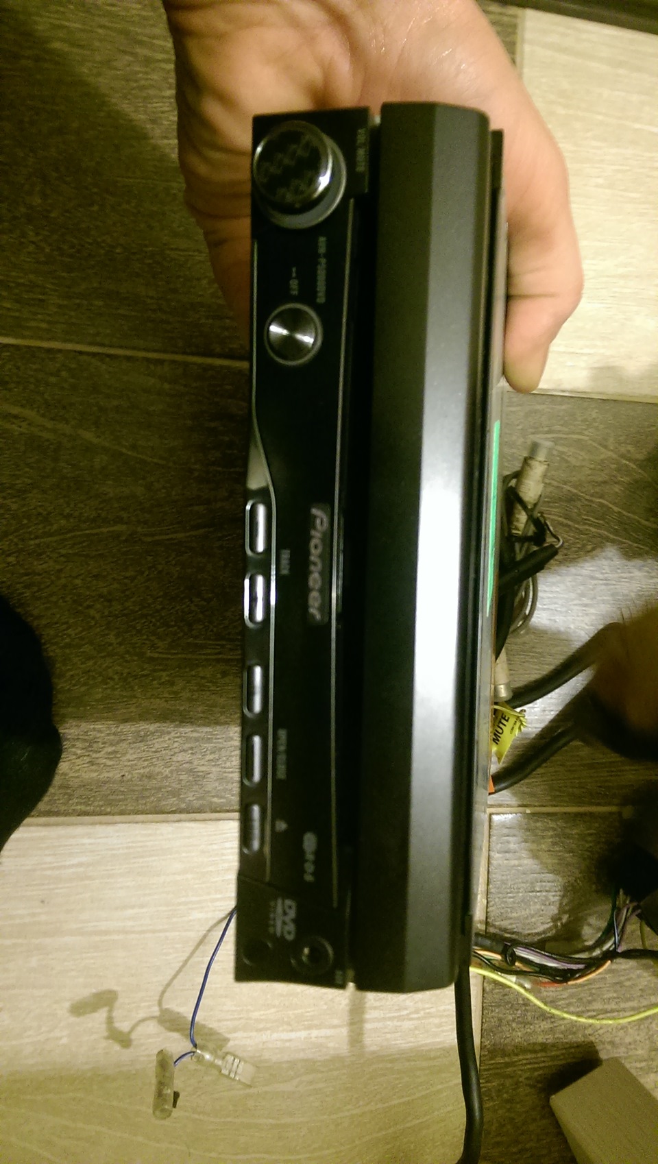 Продам Pioneer AVH-P500DVD 3
