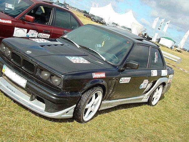 зліт BMW 1