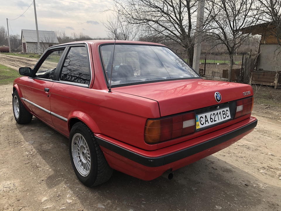 Автомобіль у продажу. 3