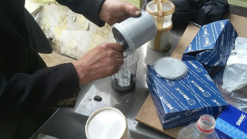 Грунтовка підкапотки е30 1