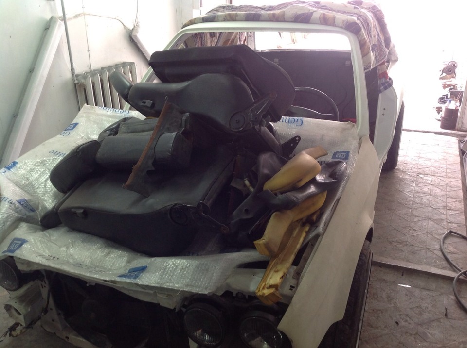Встановлення сидінь Recaro Sport 3