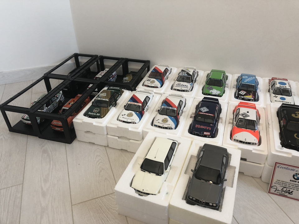 Колекція моделей BMW 1:18 5