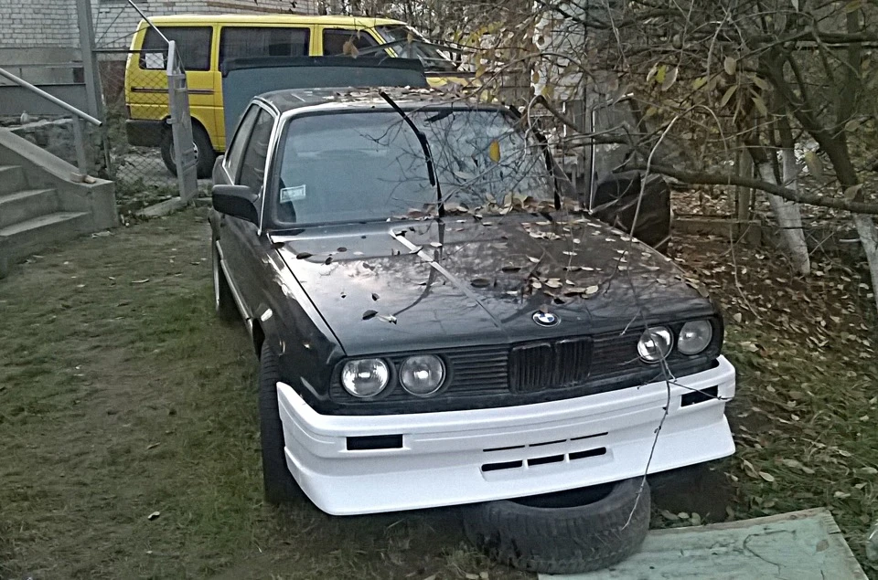 Прикладка та встановлення переднього бампера (репліка М3)