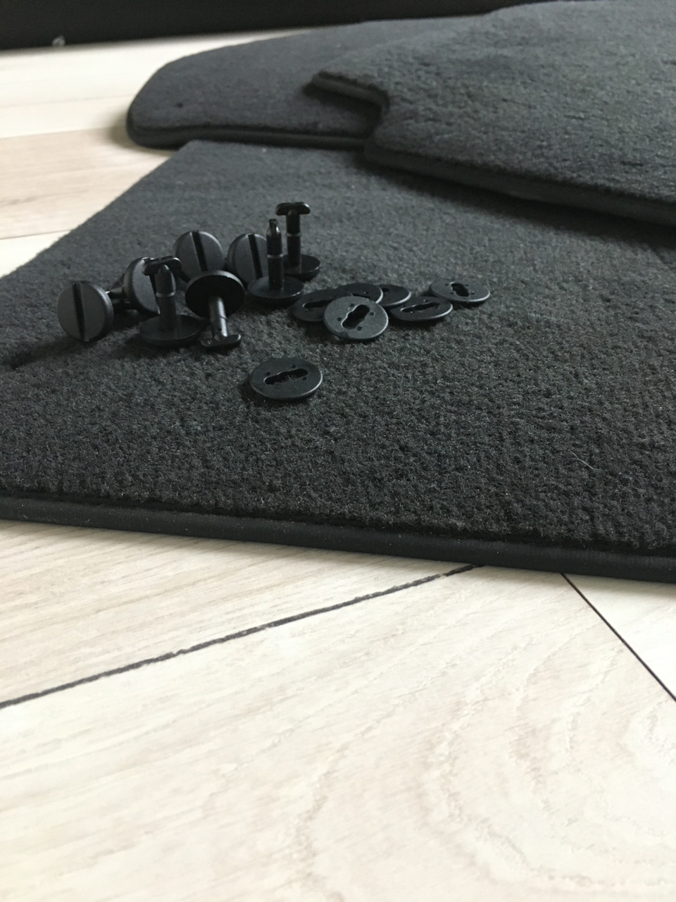 Нові килими Velour ANTRACITE + стан розпірки NEDMotorsport 2