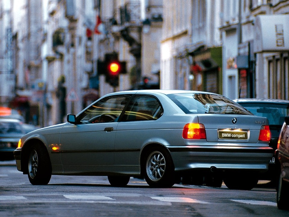 Про що! №1. Підписуйтесь на БЛОГ. E36 the ultimate driving machine або мотлох 3