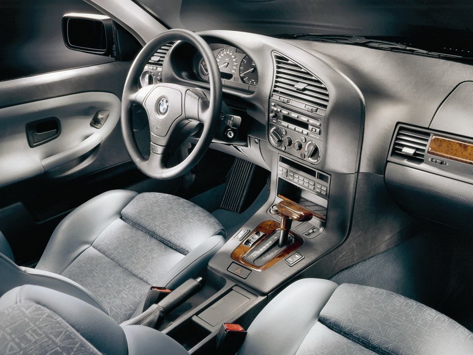 Про що! №1. Підписуйтесь на БЛОГ. E36 the ultimate driving machine або мотлох 5