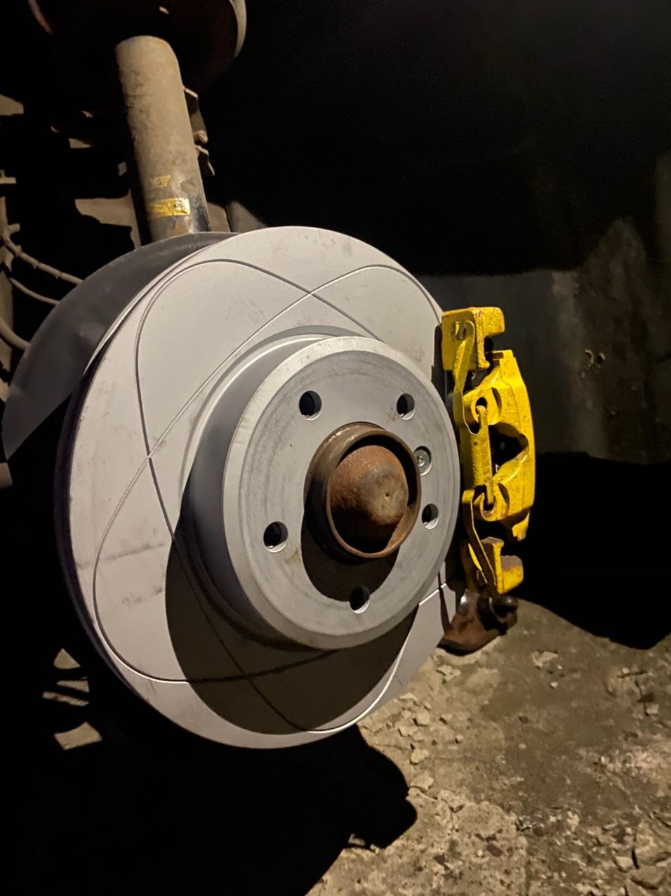 ATE POWER DISK+ATE CERAMIC, а також задні гальма. 4