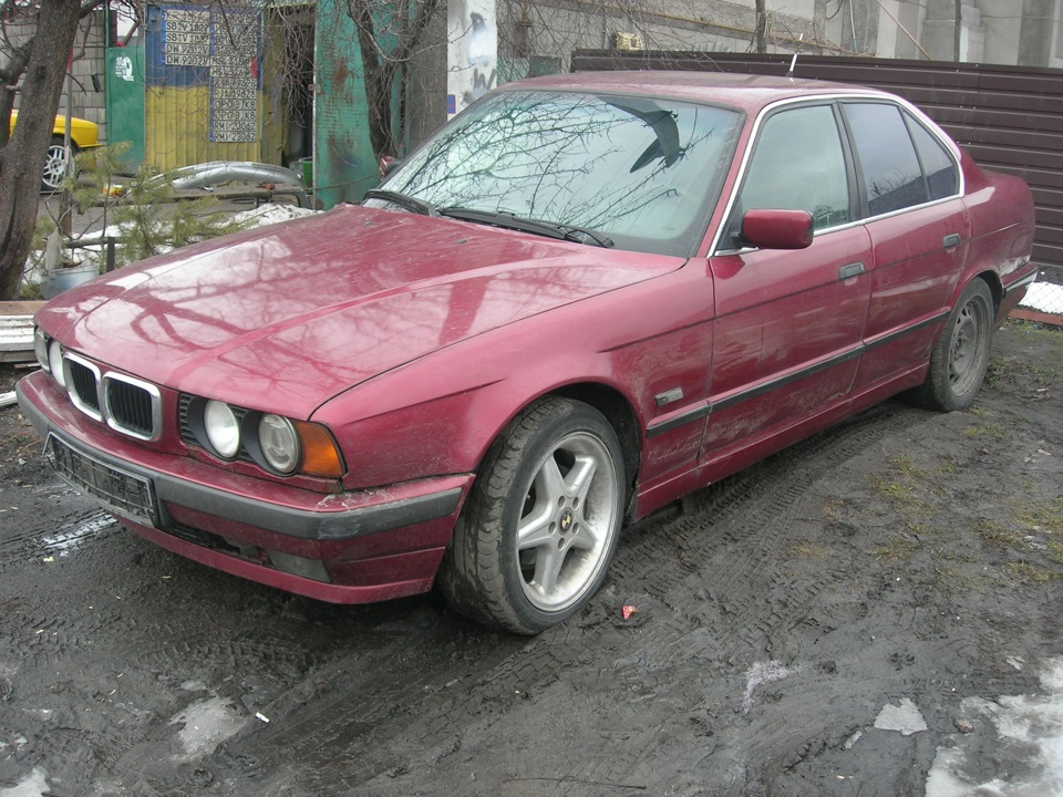 Продам Диски на BMW (r17) два комплекти 5