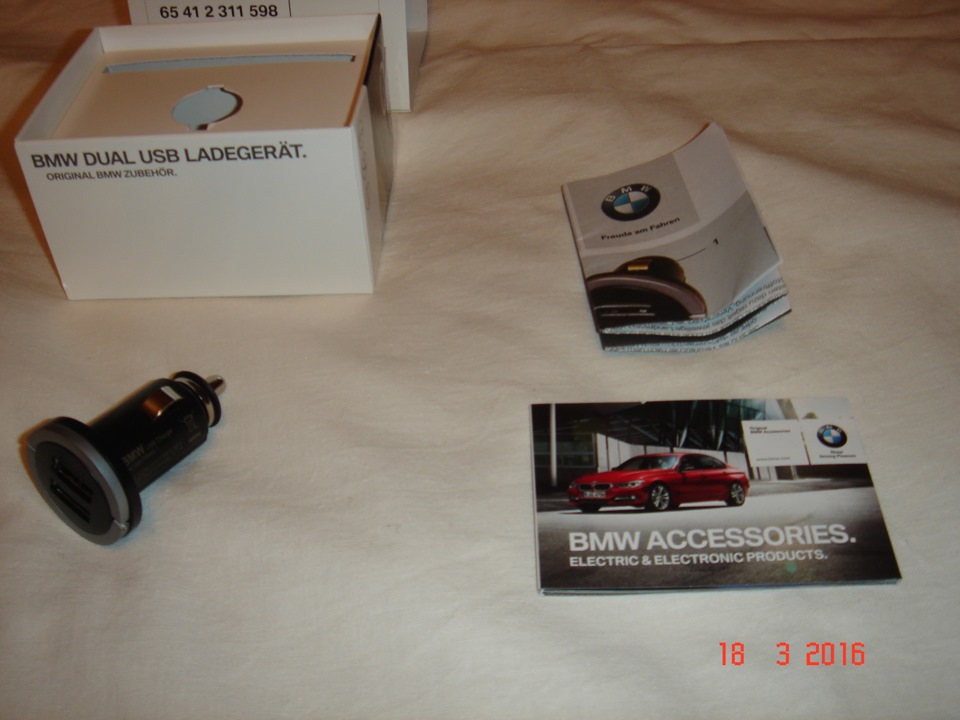 BMW USB зарядний для iPhone і не тільки 3