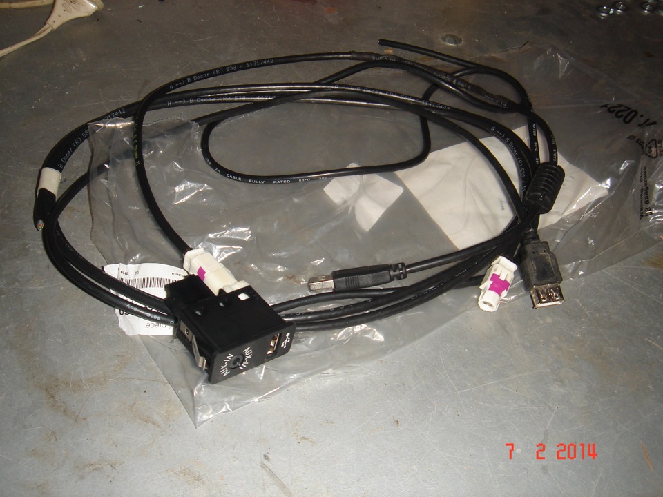 USB роз'єм 1