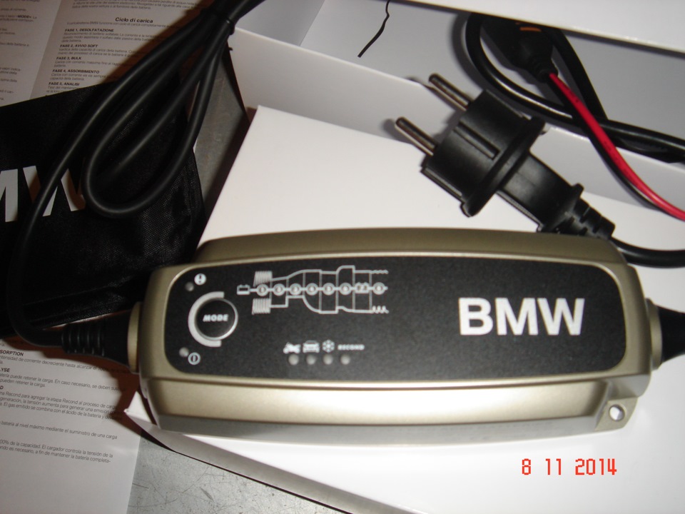 Зарядний пристрій BMW 4