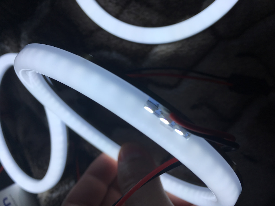 Будуть у 6 разів яскравішими... говорили Китайці... історія про SMD LED Angel Eyes 3