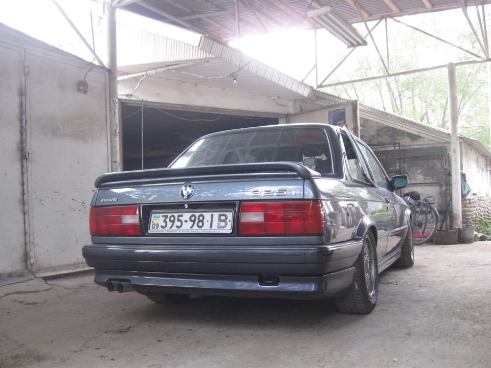 бмв 335і 3