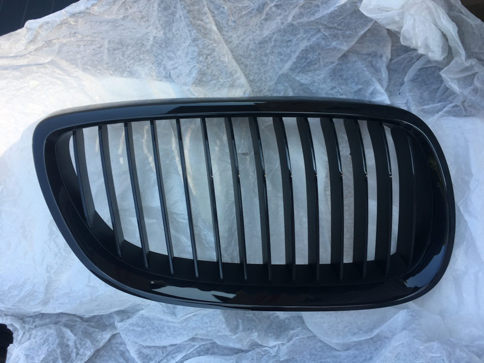 Грати радіатора (Ноздрі) BMW Performance 2