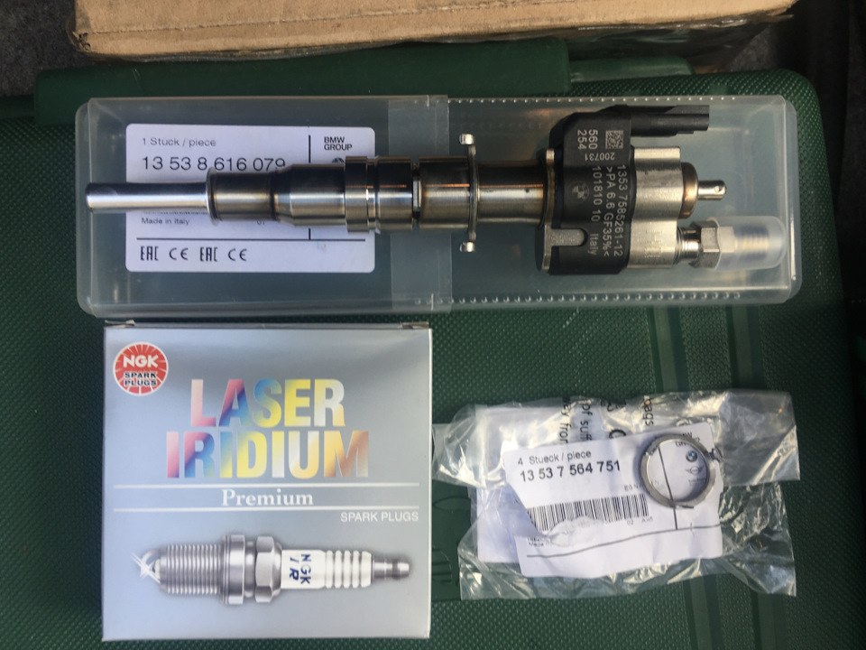 Свічки NGK 97506, пара форсунок і всього потроху 1